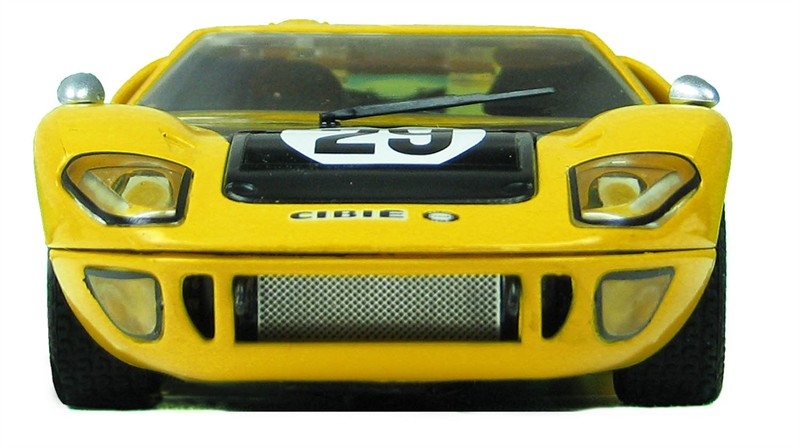 ScaleXtric C3211  Ford GT40 MkII 1970 Sebring Heppenstall / Grant